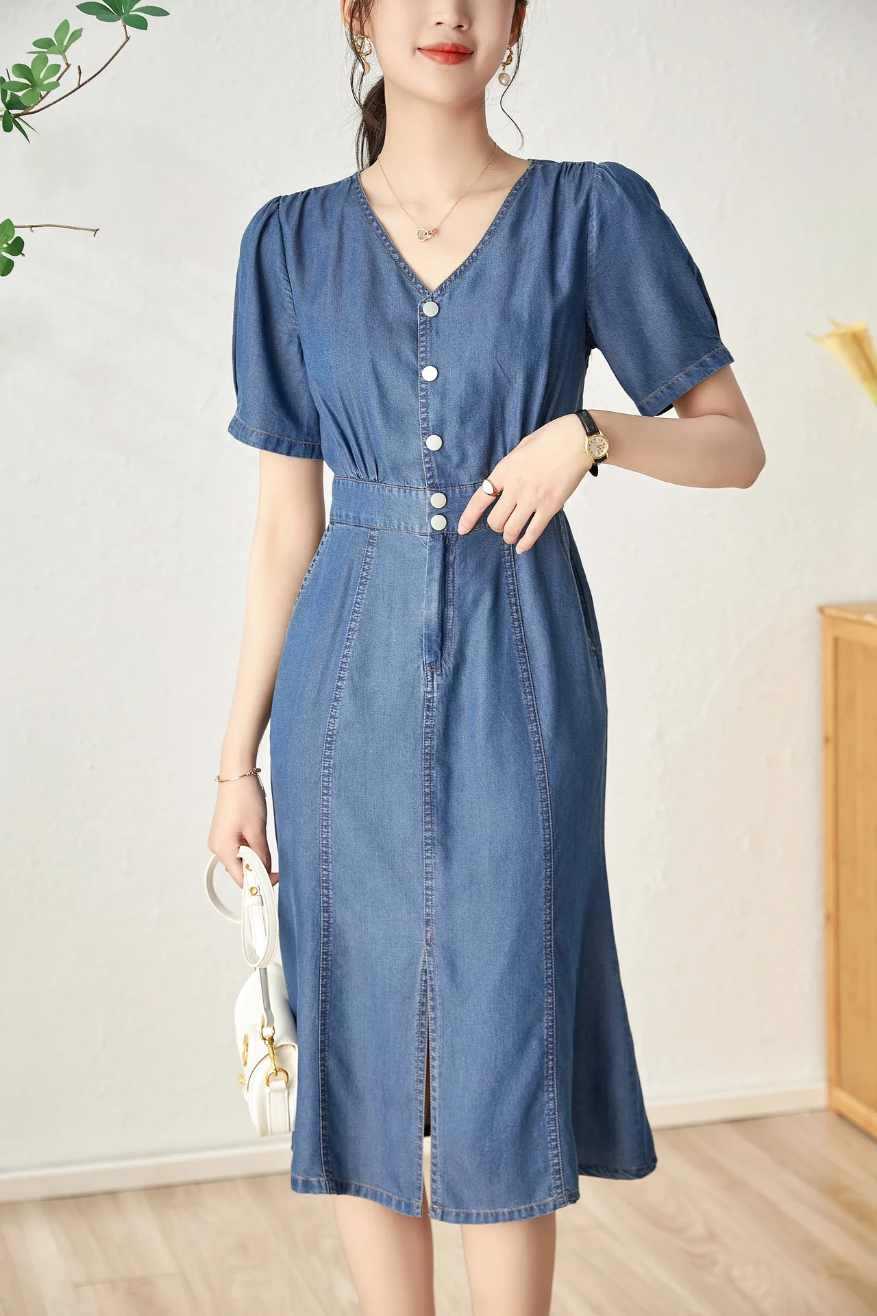 

New women's clothing for spring and summer 2023 Blue Denim Smocking Waist Slit Hemline at Hem Dress 0430