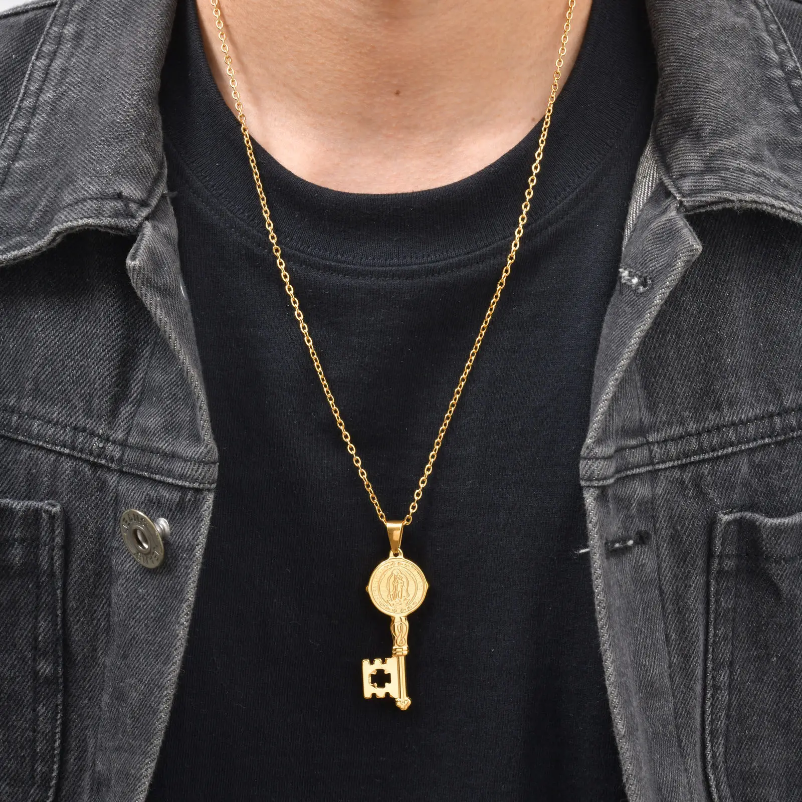 Herren-Schmuck: Mirakulöse Maria-Medaillen-Halskette aus goldfarbenem Edelstahl, religiöser Gothic-Schmuck als Geschenk – Detail 2