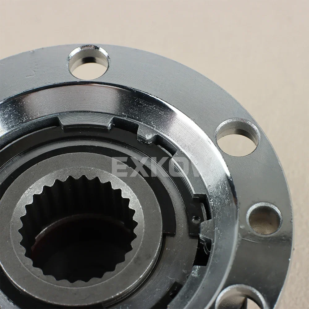 26T Free Wheel Hub Assy for Toyota Hilux Pickup 4Runner LN65 LN106 RN105 YN65 YN67 YN106 1983-2004 4WD 43530-39045 43530-39027