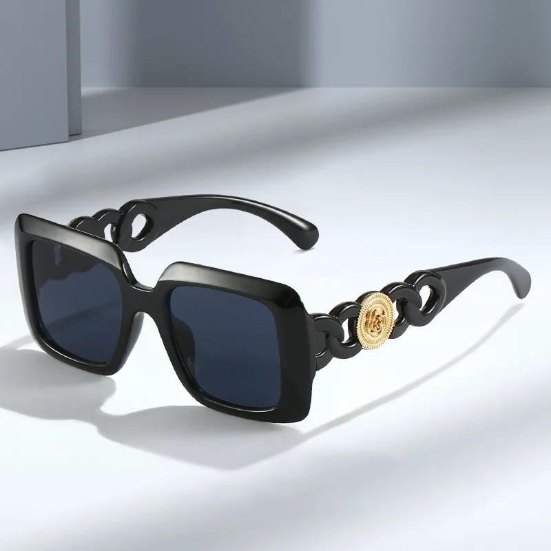 

New Square Women's Large Frame Sunglasses Inlaid Metal Sunshades Sunscreen Zipper Style Sunglasses
