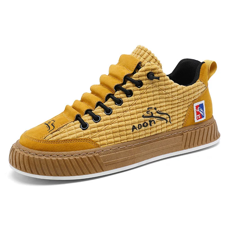 Trendy Men Skateboard Shoes Yellow Streetwear Designer Skate Shoes Men Flats Sneakers Comfortable Thick Sole Sport Sneakers Man