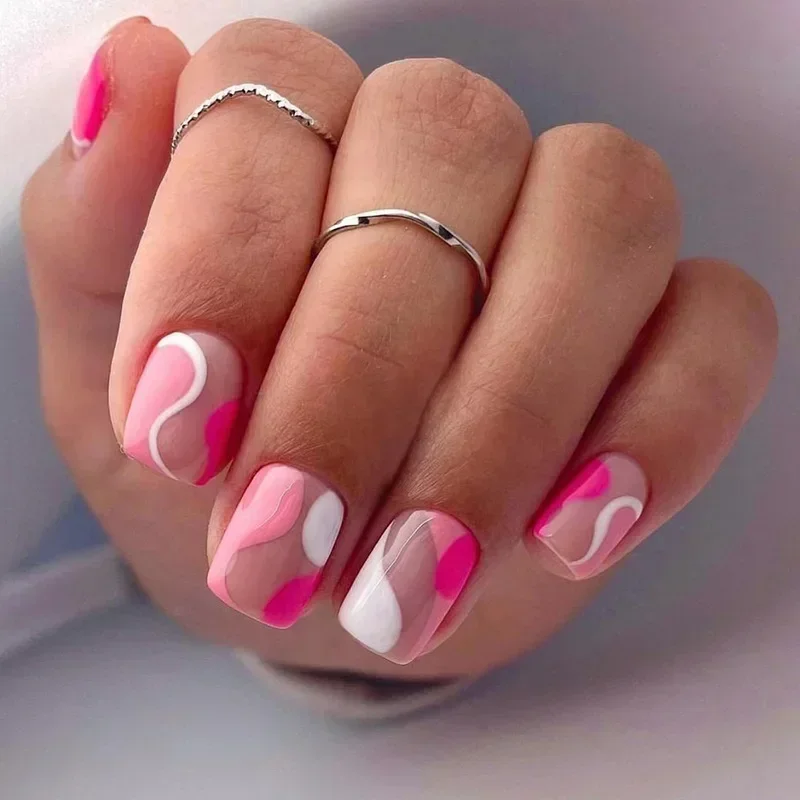 24 Stuks Nude Witte Franse Nep Nagel Korte Vierkante Nagel Tips Mode Draagbare Valse Nagels Met Lijm Eenvoudige Volledige Cover Pers Op Nagels