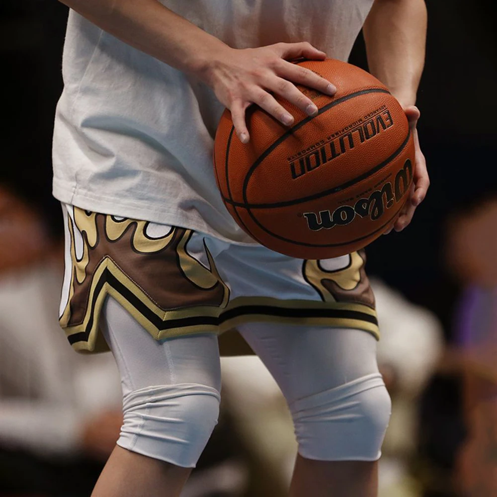 2024 New Fashion Trend American Mesh Casual Loose Shorts Quick-Drying Practical Training Sports Basketball Pants For Men