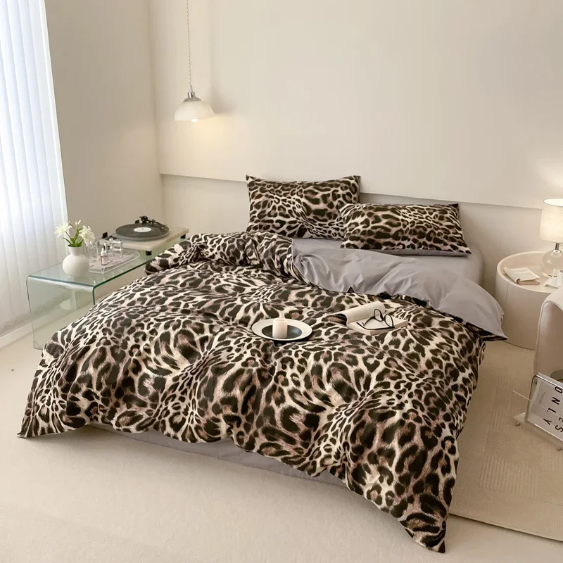 

Bedding Set High Quality Leopard Printing Quilt Cover Set Single Double Queen Size Duvet Cover Set Pure Cotton Bedding Cover