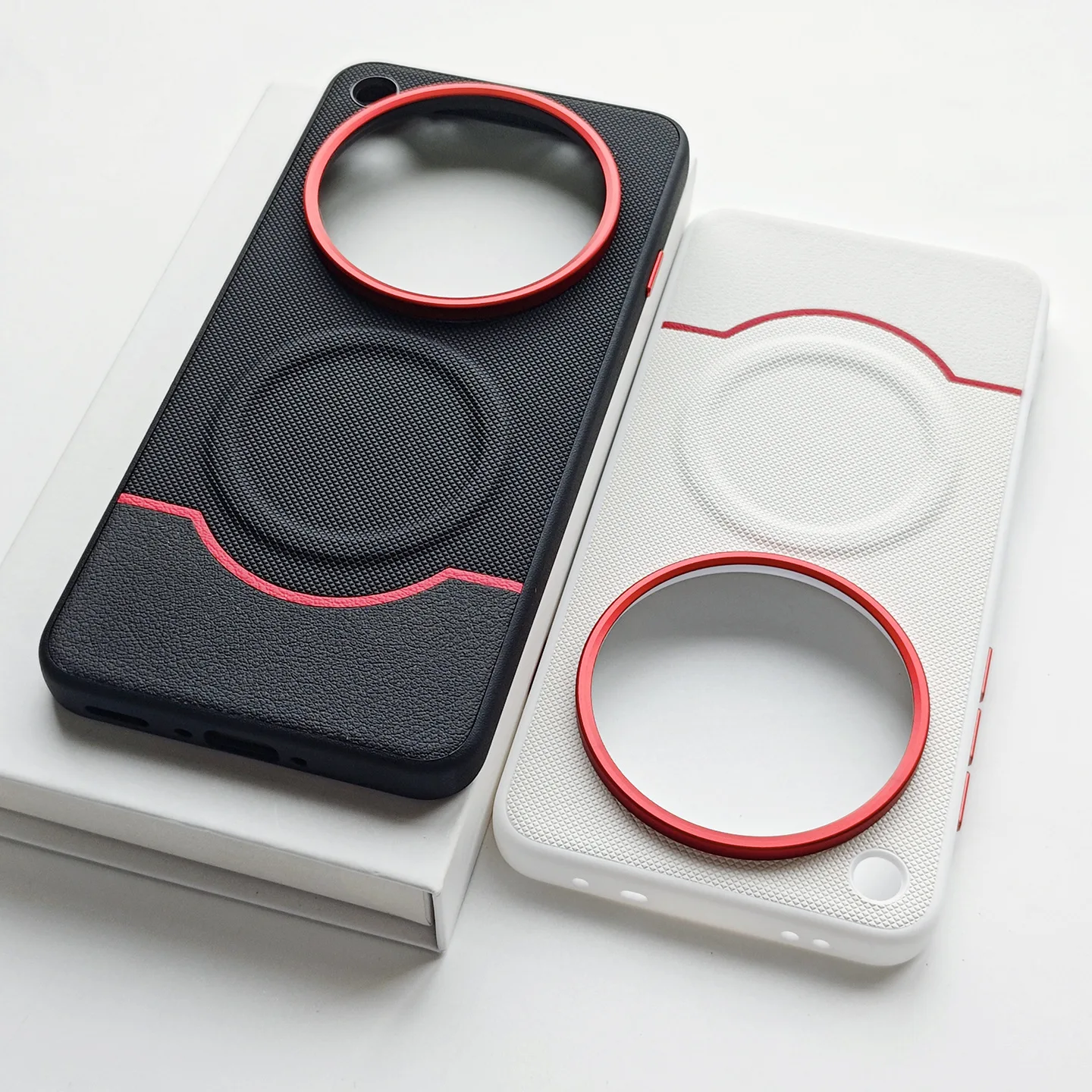 Leather Protective Case with Magnetic Grip - Anti-Drop and Scratch Resistant Cover