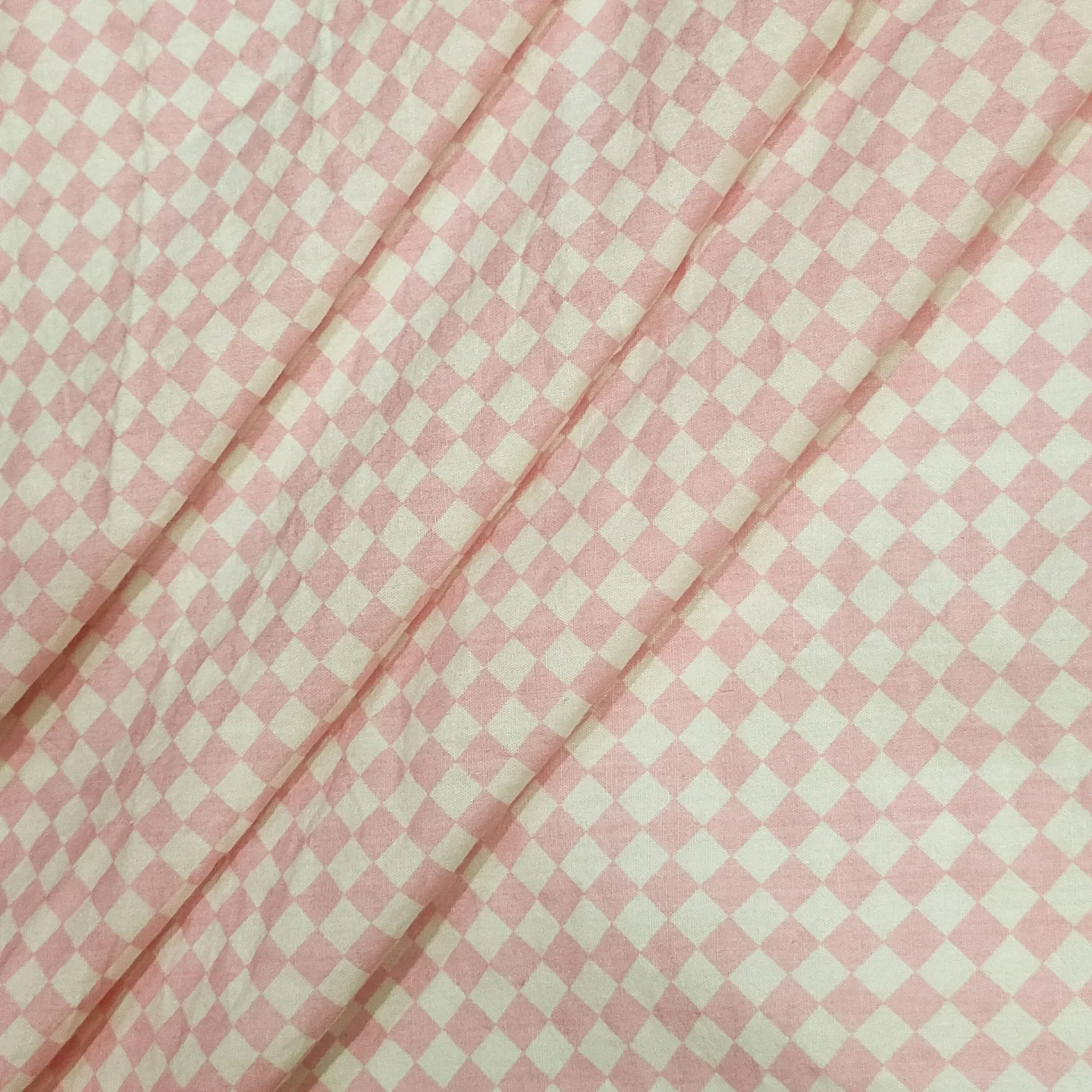 Geometric Diamond Print Cotton Fabric for Seasonal Clothing and Home Decor