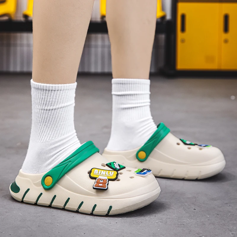 Summer Outdoor Beach Sandals Men New Fashion Cartoon Comfortable Women Garden Shoes Original Lightweight Non-slip Men's Slippers