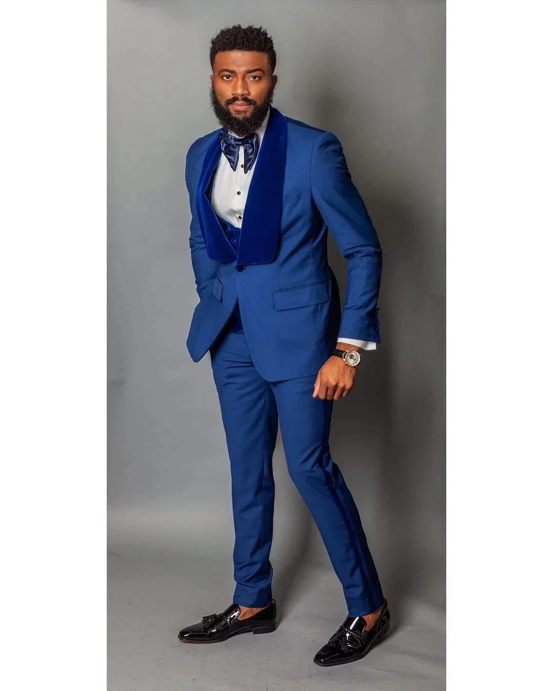Description Picture 4 of item2024 Blue Formal Elegant Men Suit Groom Tuxedo Prom Slim Fit Blazers Shawl Lapel High Quality Custom 3 Piece Set Costume Homme