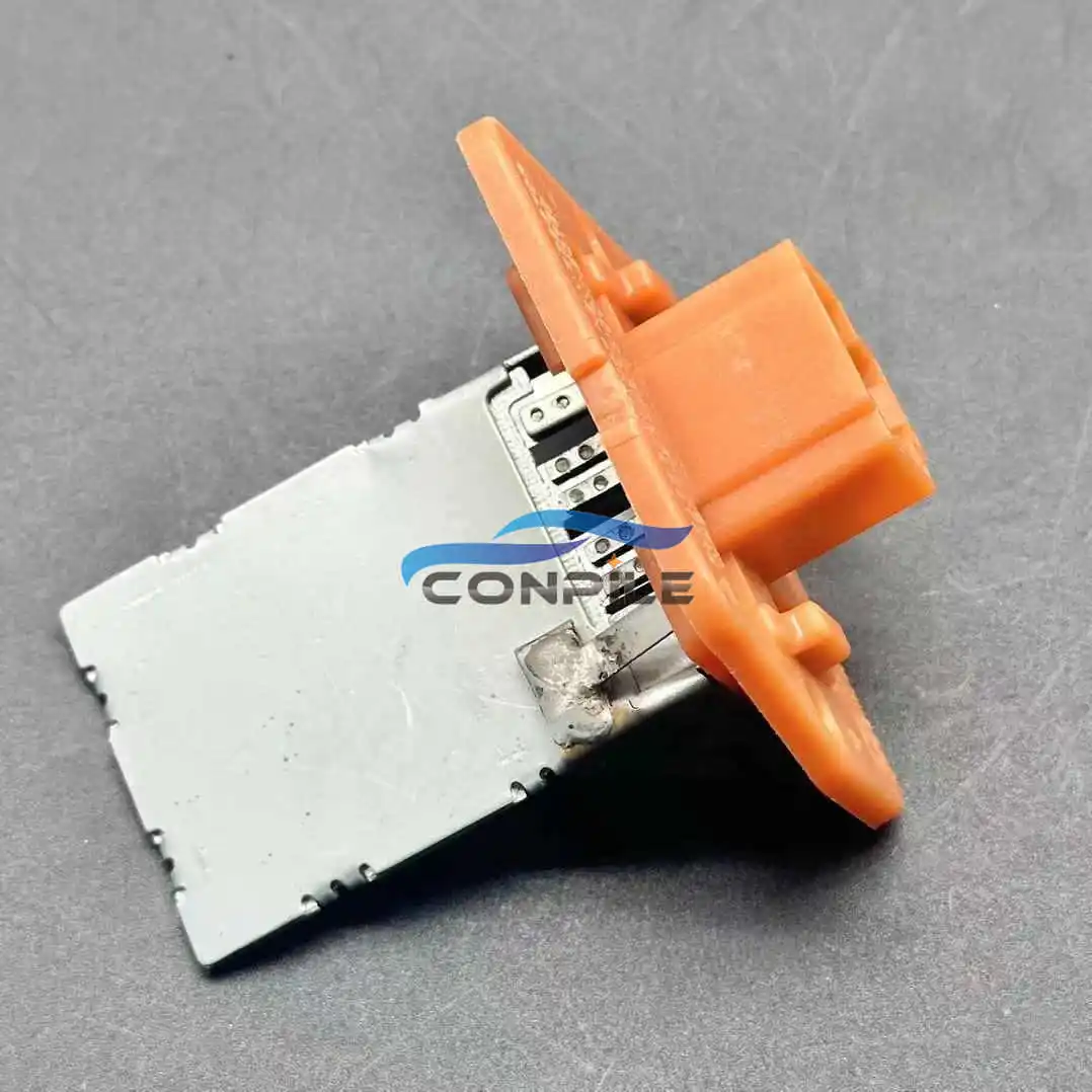 1Pc for Hyundai Elantra Yuedong Rena Sonata Accent air conditioner blower resistance heater resistance
