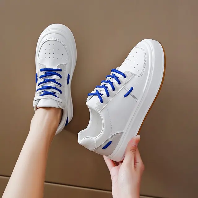2022 Autumn Winter New Women's High-Top Sneakers No decoration Fashion Increased Women's Platform Casual Shoes Couple Sneakers 4