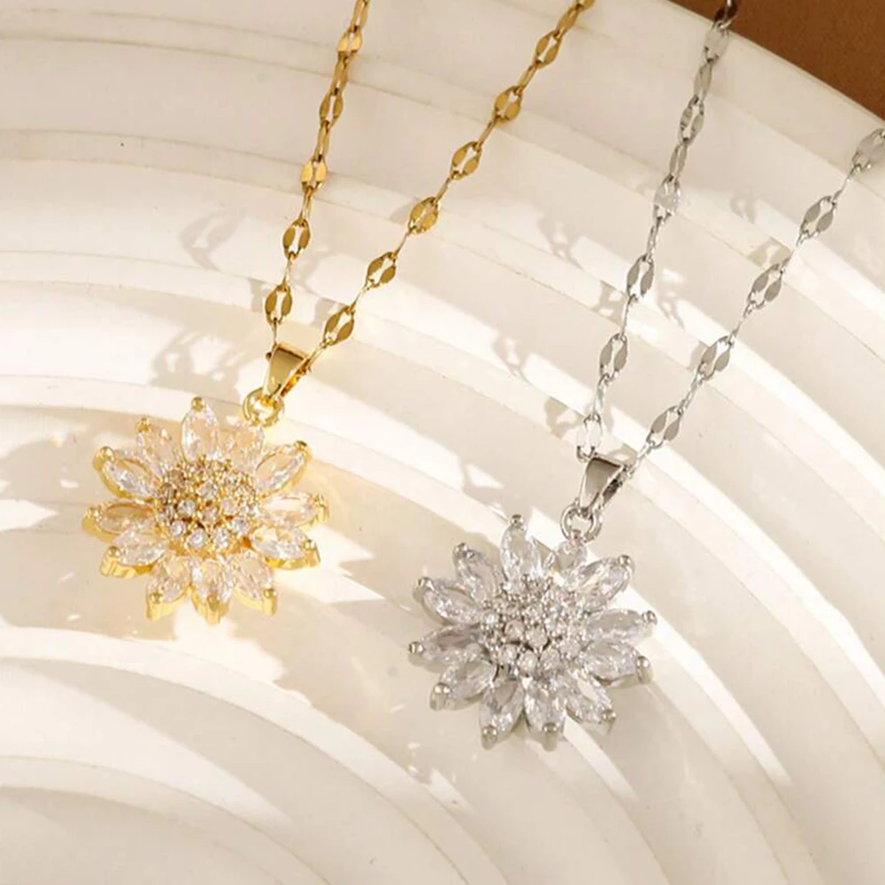   カルバンクライン Women's Pendant Necklace Amazon.com: Calvin Klein Jewelry Women's Pendant Necklace