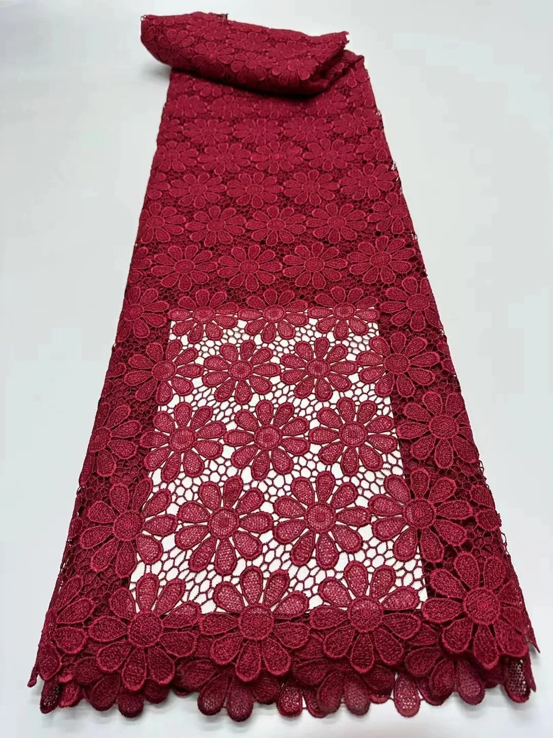 

Latest African Guipure Lace Fabric Cord Lace 2024 High Quality Lace Fabrics Nigerian Water Soluble Lace Fabric for Sewing Dress
