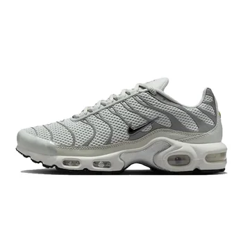 Nike Air Max Plus Women’s Running Shoes 1