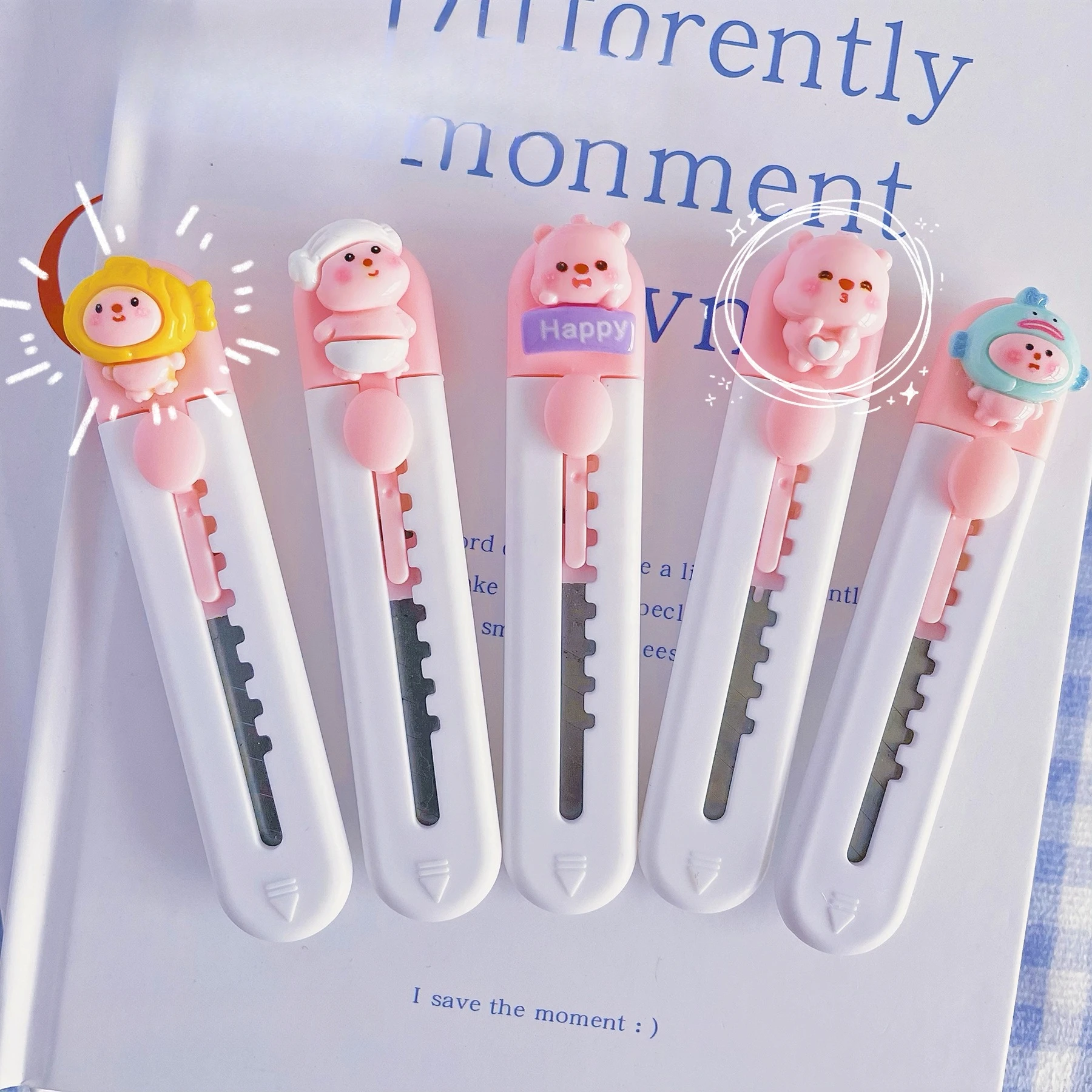 Mail Opener Utility Knife Unboxing Knife Pocket Folding Knife Craft Cutting Knife 1pc Cute Cartoon Letter Opener Portable Mini Stationery Tool for Students and Office Workers