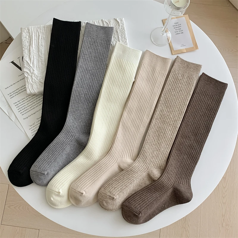 Retro Frauen Strümpfe Neue Mode Herbst Casual Einfarbig Japanischen Stil Warme Socken Für Frau Weiche Winter Knie Hohe Socken Lange