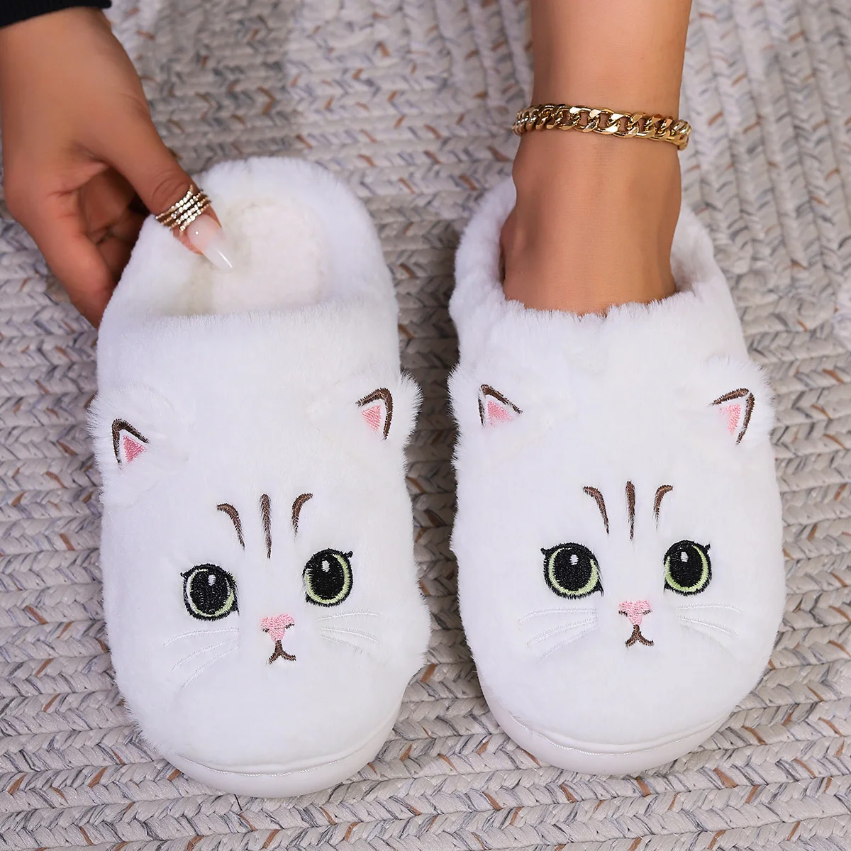 Kawaii Cartoon Cat Fuzzy Slippers - Ultra Soft Fabric Inner, Plush Flat Sole, Cozy Warmth, TPR Durable Outsole, Fabric Upper - P 4