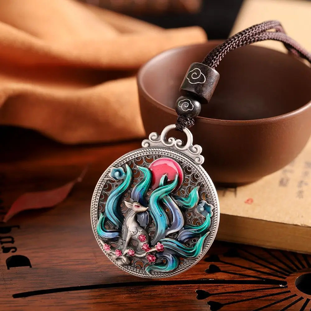 

Chinese Style Ethnic Cloisonne Enamel Nine Tailed Fox Round Card Alloy Rope Chain Pendant Necklace for Women Party Birthday Gift