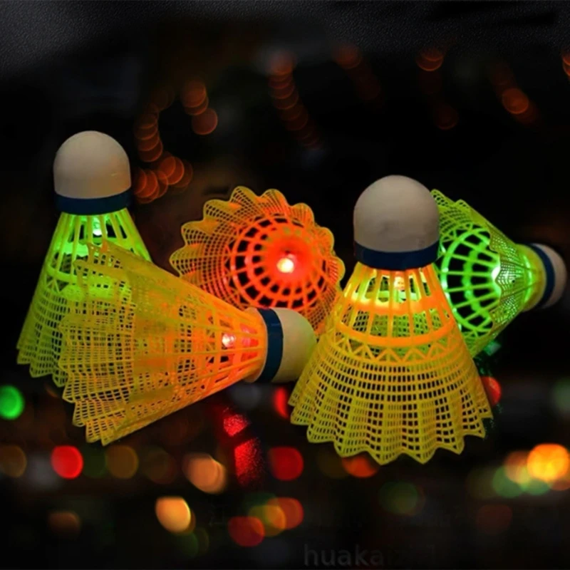 

4 шт. светодиодные воланы для бадминтона, светящиеся в темную ночь птички, освещение воланы для бадминтона для занятий спортом в