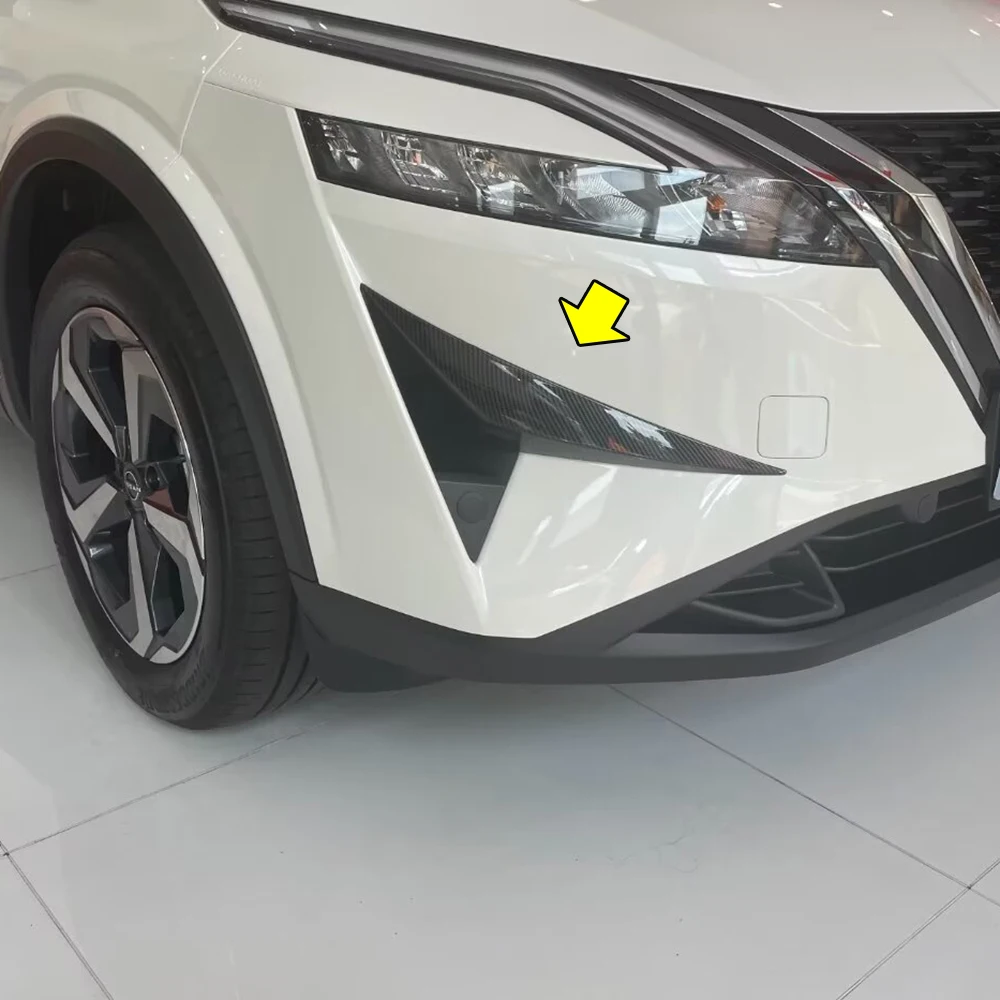 

Carbon Fiber Effect Front Bumper Side Air Intake Trim Mouldings For 2022-2024 Nissan Qashqai J12