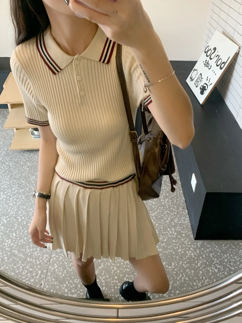 Autumn Knitted Two-piece Skirt Set Women Turn-down Collar Short Sleeve Top Pleated Mini Skirt Korean Fashion Knitting Outfits