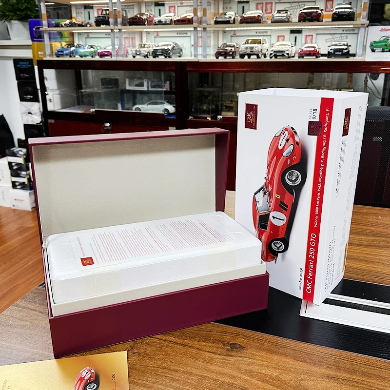 1/18 Universal Hobbies フェラーリ 250GT ルマン 1/18 Universal Hobbies フェラーリ 250GT ルマン - メルカリ