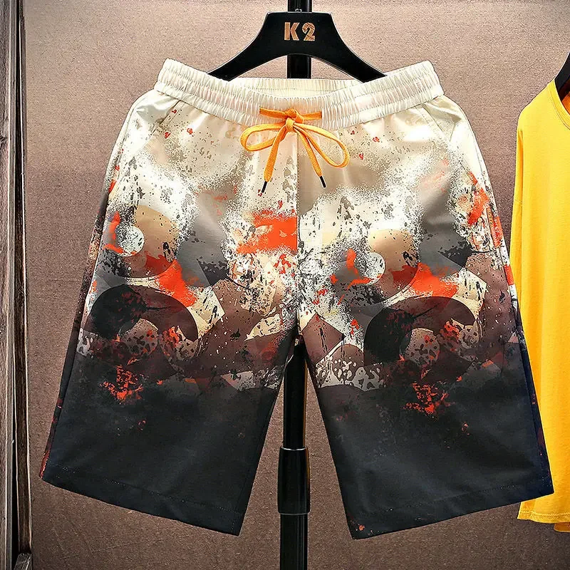 thumbnail image 1 of Pantalones cortos para hombre con tablero gráfico de anime, pantalones cortos para hombre para playa a granel con elástico de hielo, ropa de calle de moda personalizada, nuevos pantalones 2024, 1 of 5