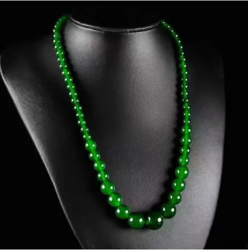 Elegant Genuine Green Jade Beaded Necklace - Women's Fashion Jewelry with Natural Charm