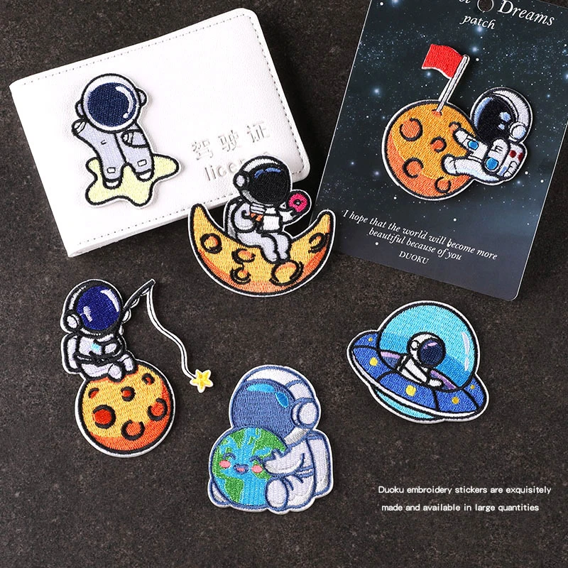

1Pcs Cartoon Astronaut Embroidery Patches For Clothing DIY Self-adhesive Sticker On Patch Backpack Hat Decoration Appliques