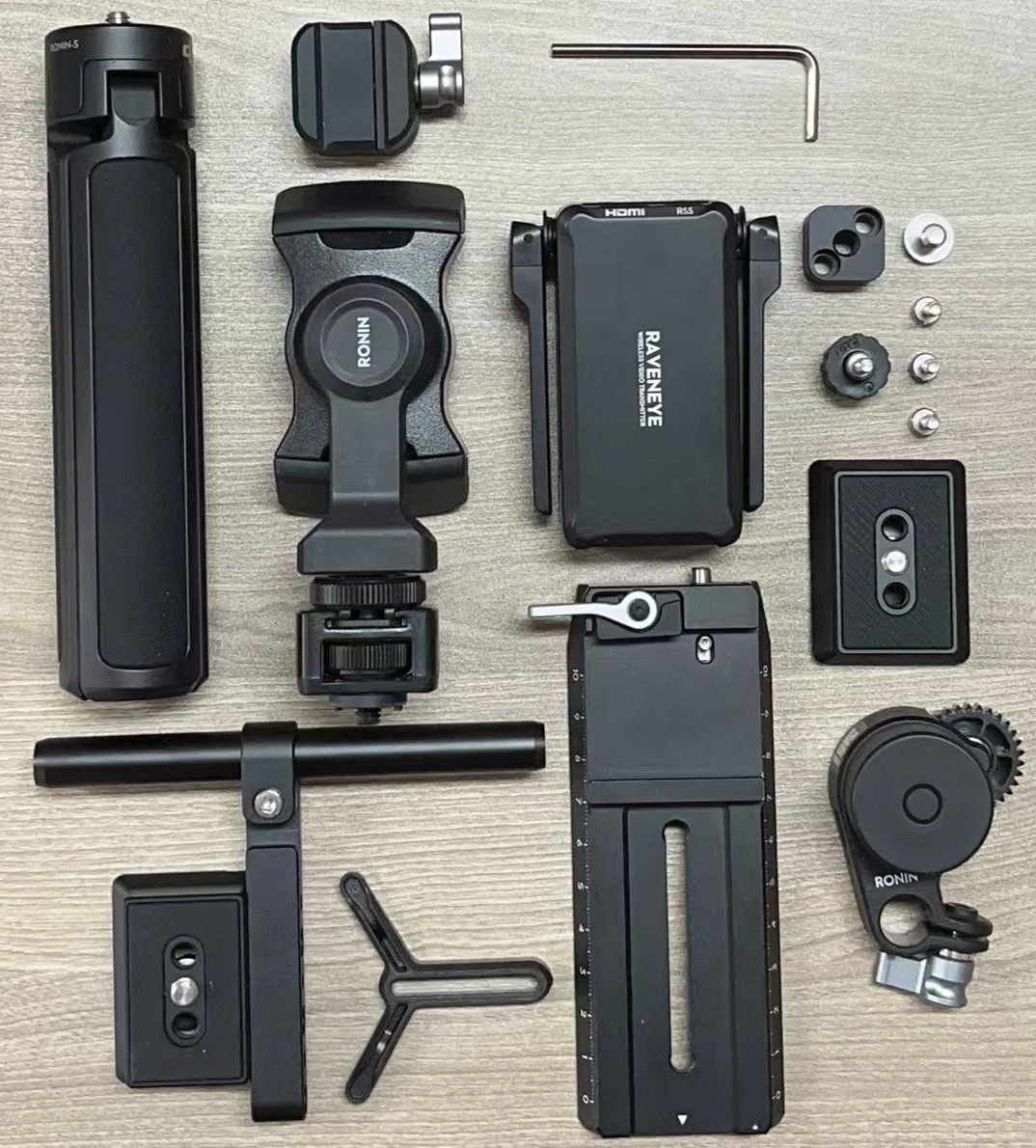 Almost New Handheld Gimbal Stabilizer Professional Version for DJI Ronin RSC 2