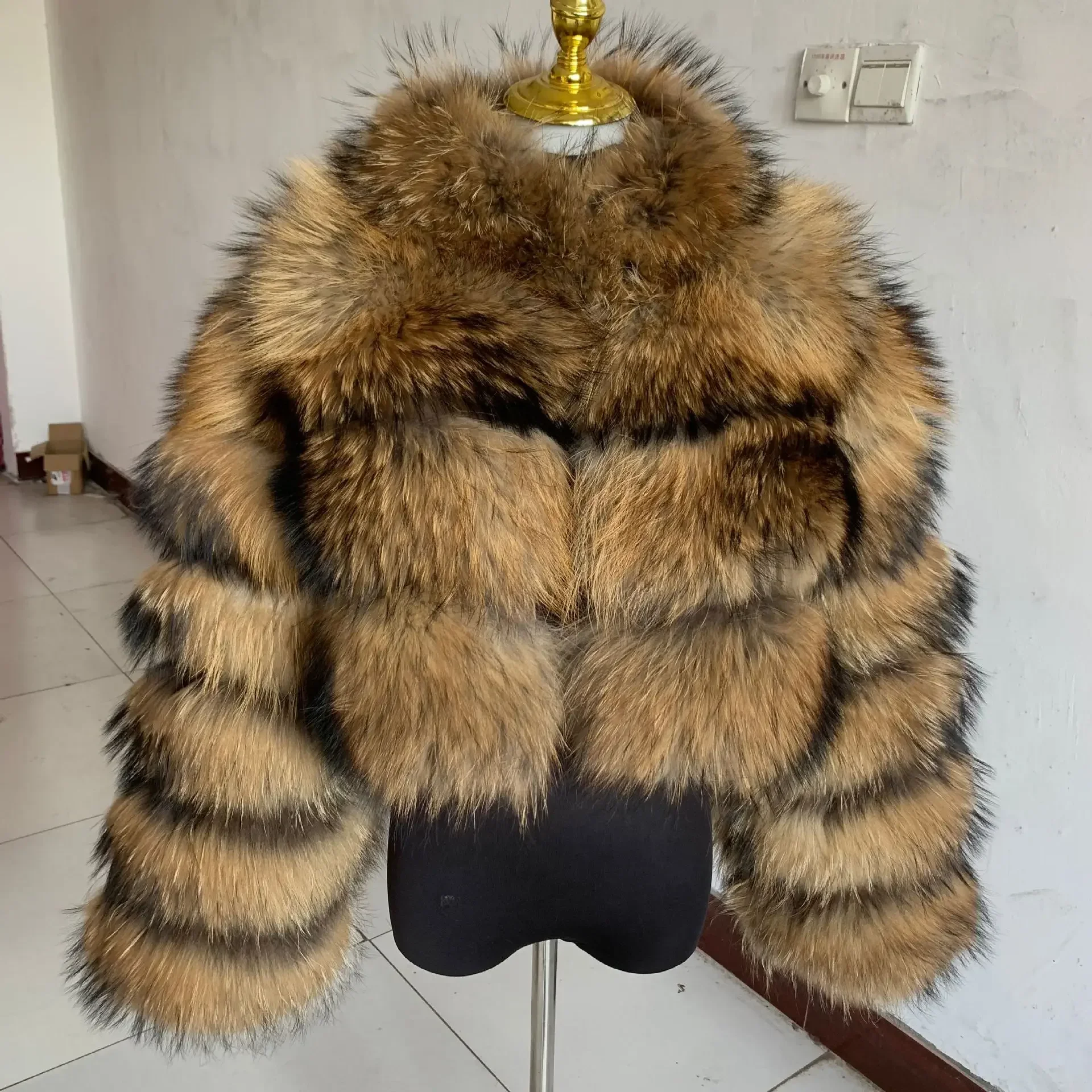 luxury-mink-short-coats-women-winter-top-fashion-faux-fur-coat-elegant-thick-warm-outerwear-fake-fur-woman-zipper-fluffy-jacket