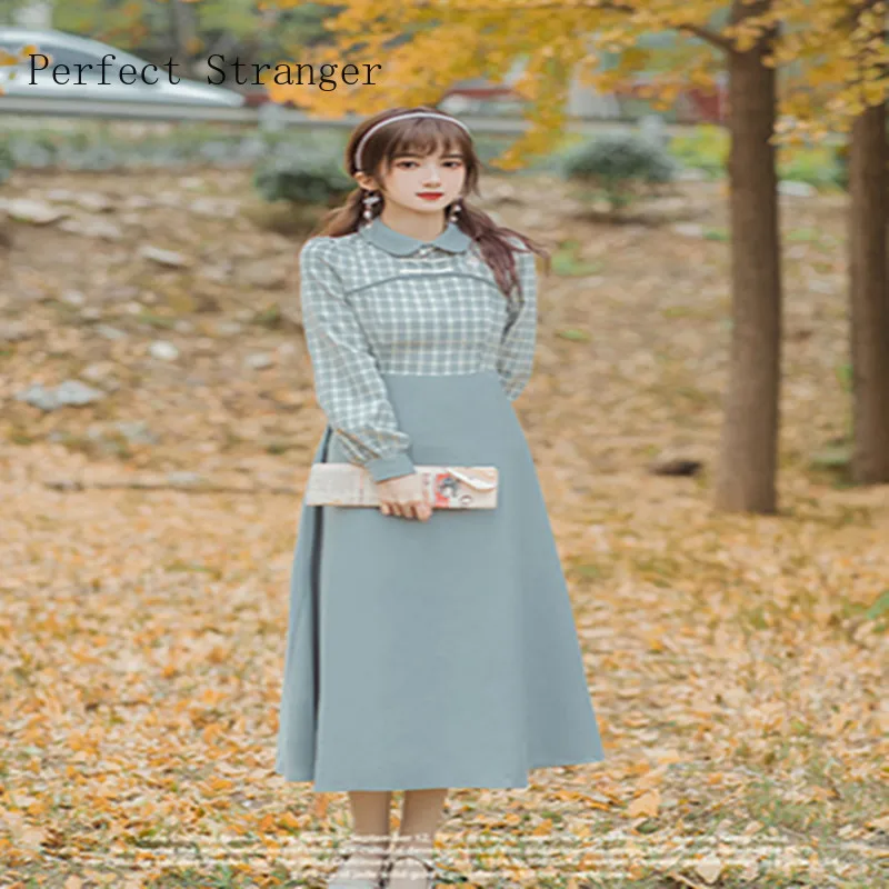 

2022 Spring New Arrival Vintage Hot Sale Peter Pan Collar Flower Embroidery Collect Waist Women Long Dress Sky Blue