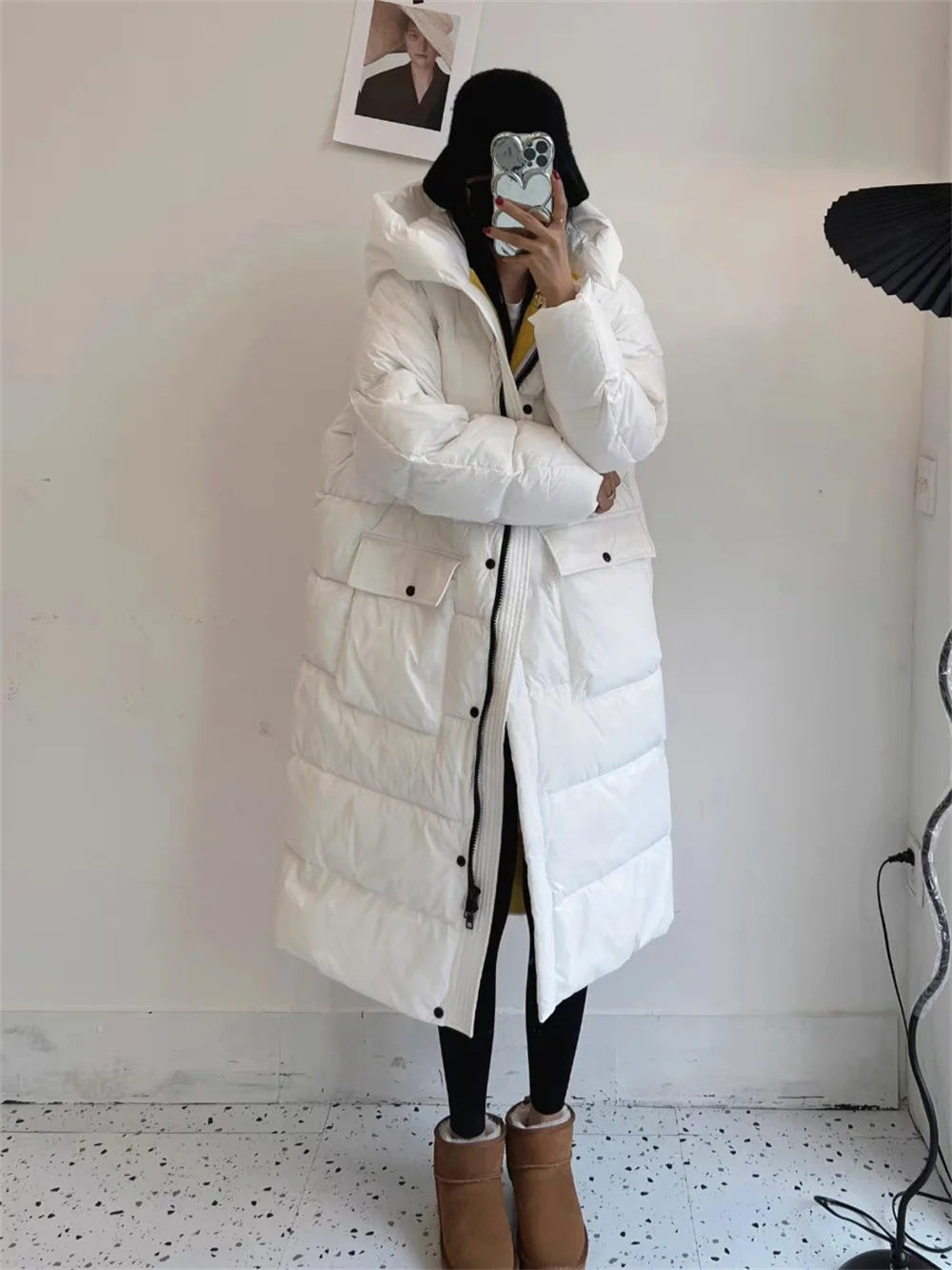 European Hooded Loose Knee Length Down Jacket for Women's Winter New Contrasting and Thickened White Duck Down Jacket 2023