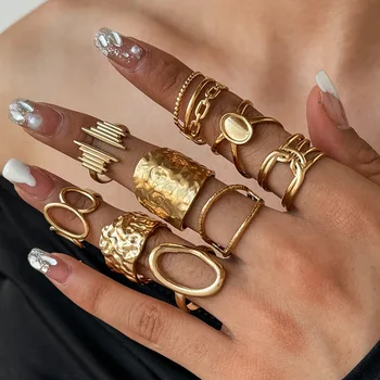 2025 Anelli in acciaio inossidabile Anello geometrico minimalista ad incastro Anello aperto regolabile Anello atmosferico di moda per gioielli da donna Nuovo