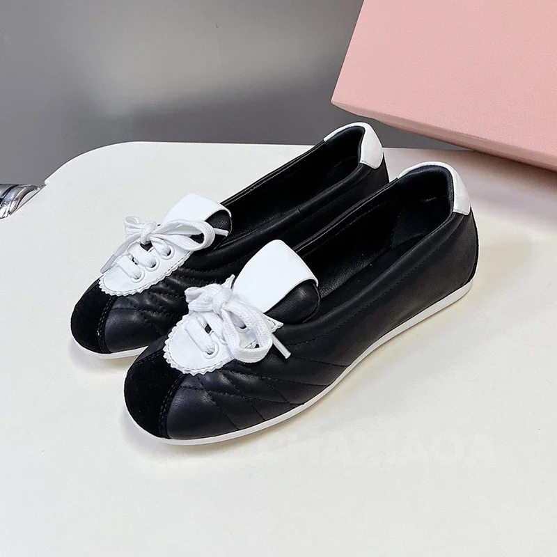 

Female Flat Shoes Summer 2024 Walk Show New Style Unique Tongue Of Shoe Design Women Ballet Shoes Fashion Versatile Loafers