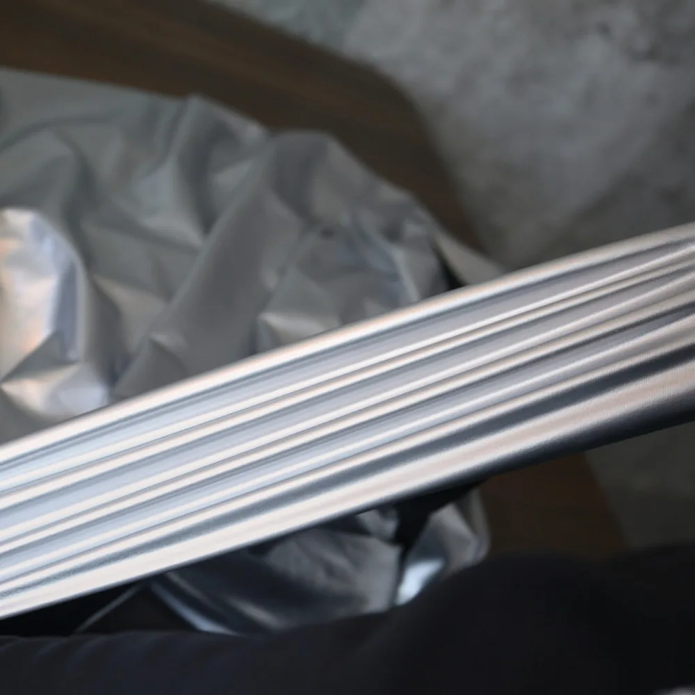 1/3/5 Yards Stretch Match Silver Leather Fabrics by the Yards Sports Suit Tips Pu Designer Cloth Wear-Resistant Performance Wear