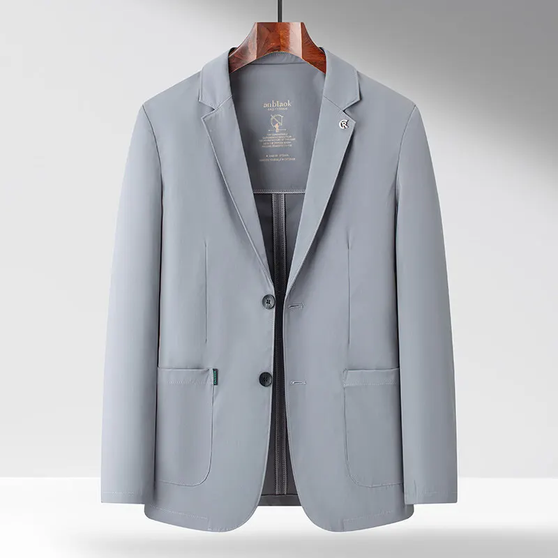 السترة الرجالية الأنيقة لرجال الأعمال، تتميز بقصة...