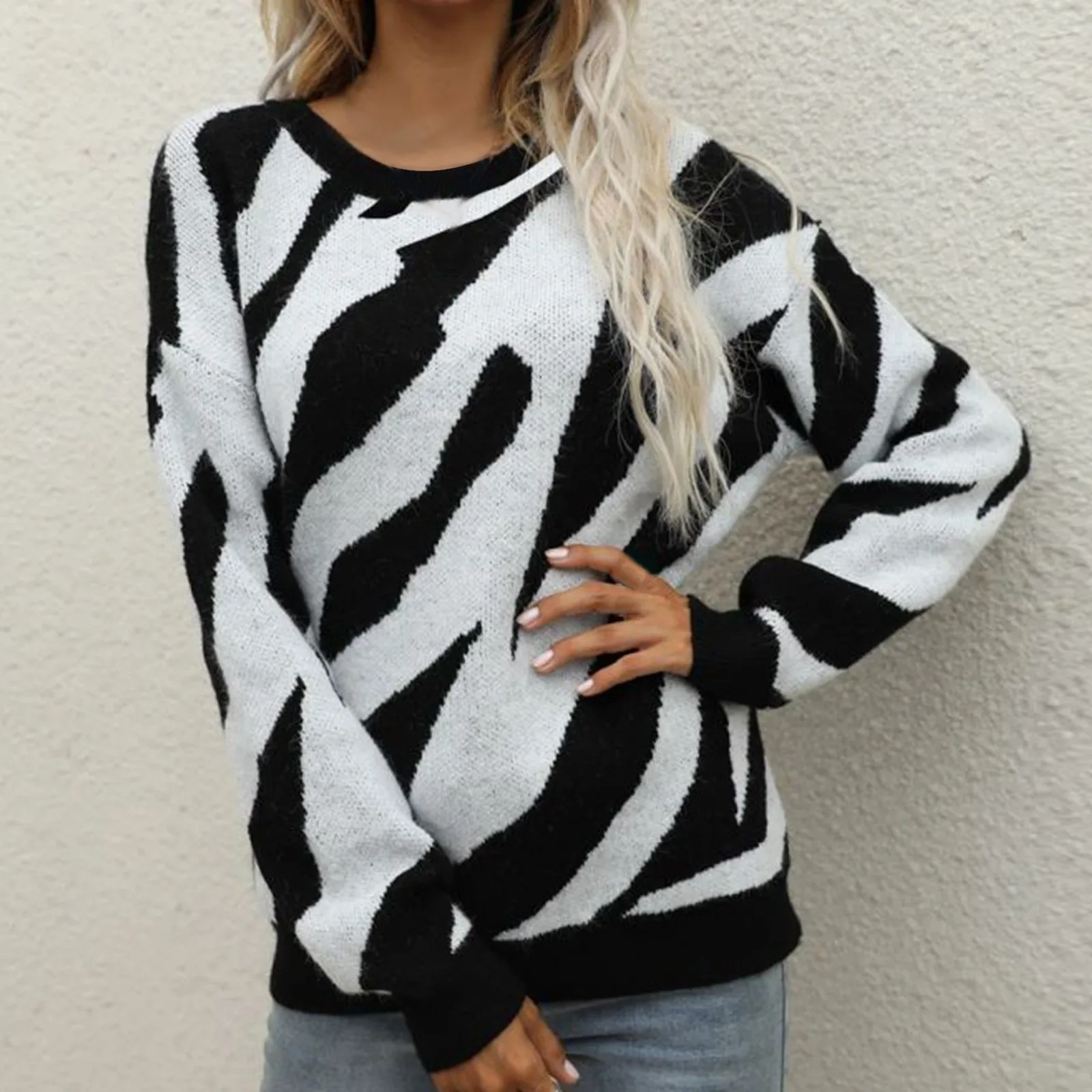 

Ladies' Fashion Korean Version Striped Knitted Pullover Sweatershirt Spring Autumn Casual Round Neck Long Sleeve Oversized Tops