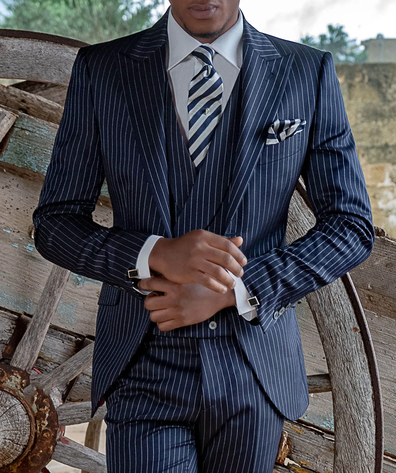 

Navy Blue Stripe Fashion Men Suits Wedding Party Blazer Sets Groomsmen Wear Casual Custom Made Tuxedo 3-Piece Jacket+Pants+Vest