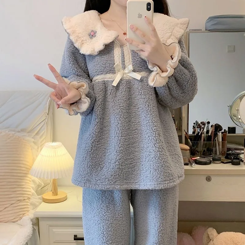 2024 New Doll Collar Sweet Princess Style Pajama Set Women Winter Cute Sleepwear Coral Velvet Warm Thicked Loose Homewear Suit