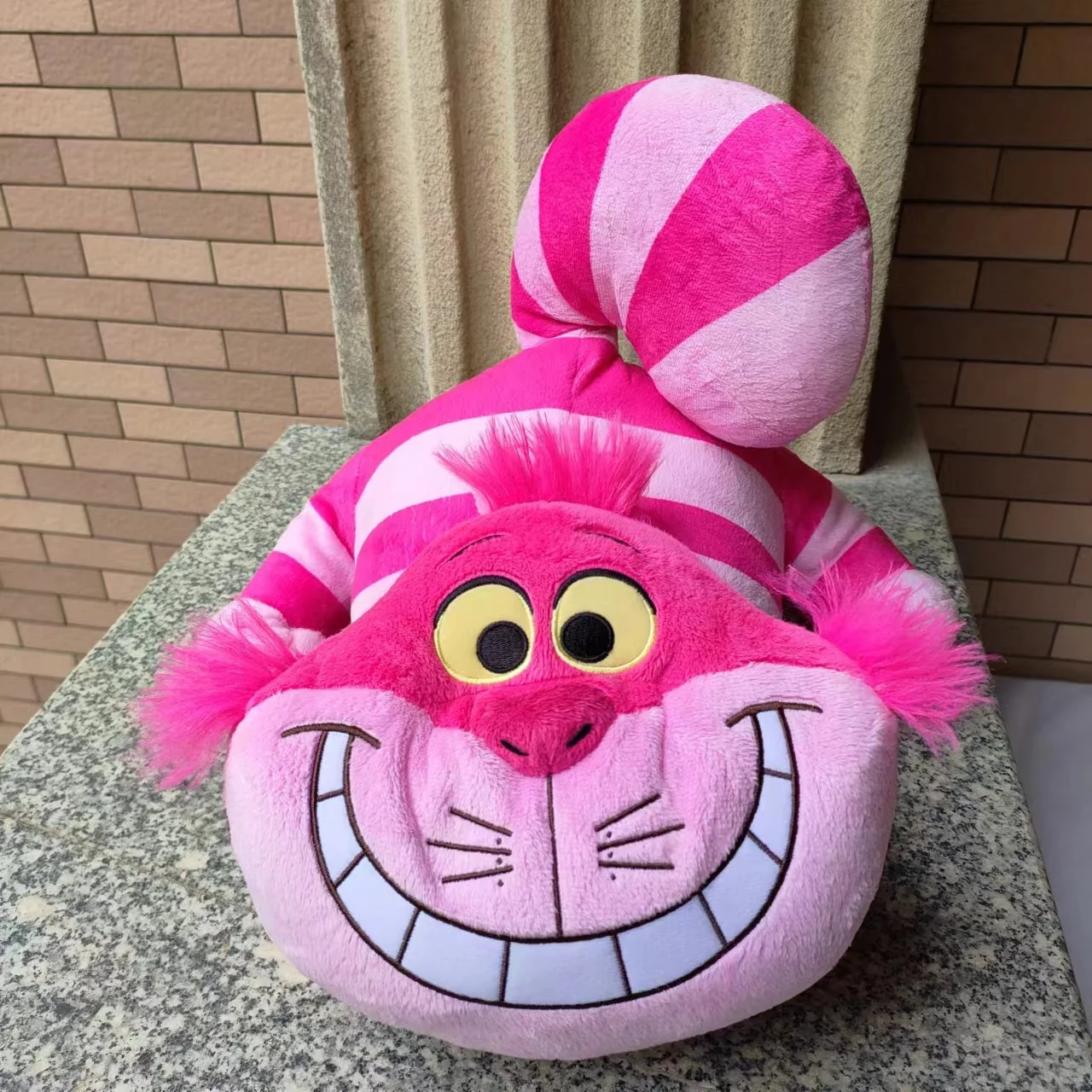 Juguete de peluche de dibujos animados de gato de Cheshire, Alicia