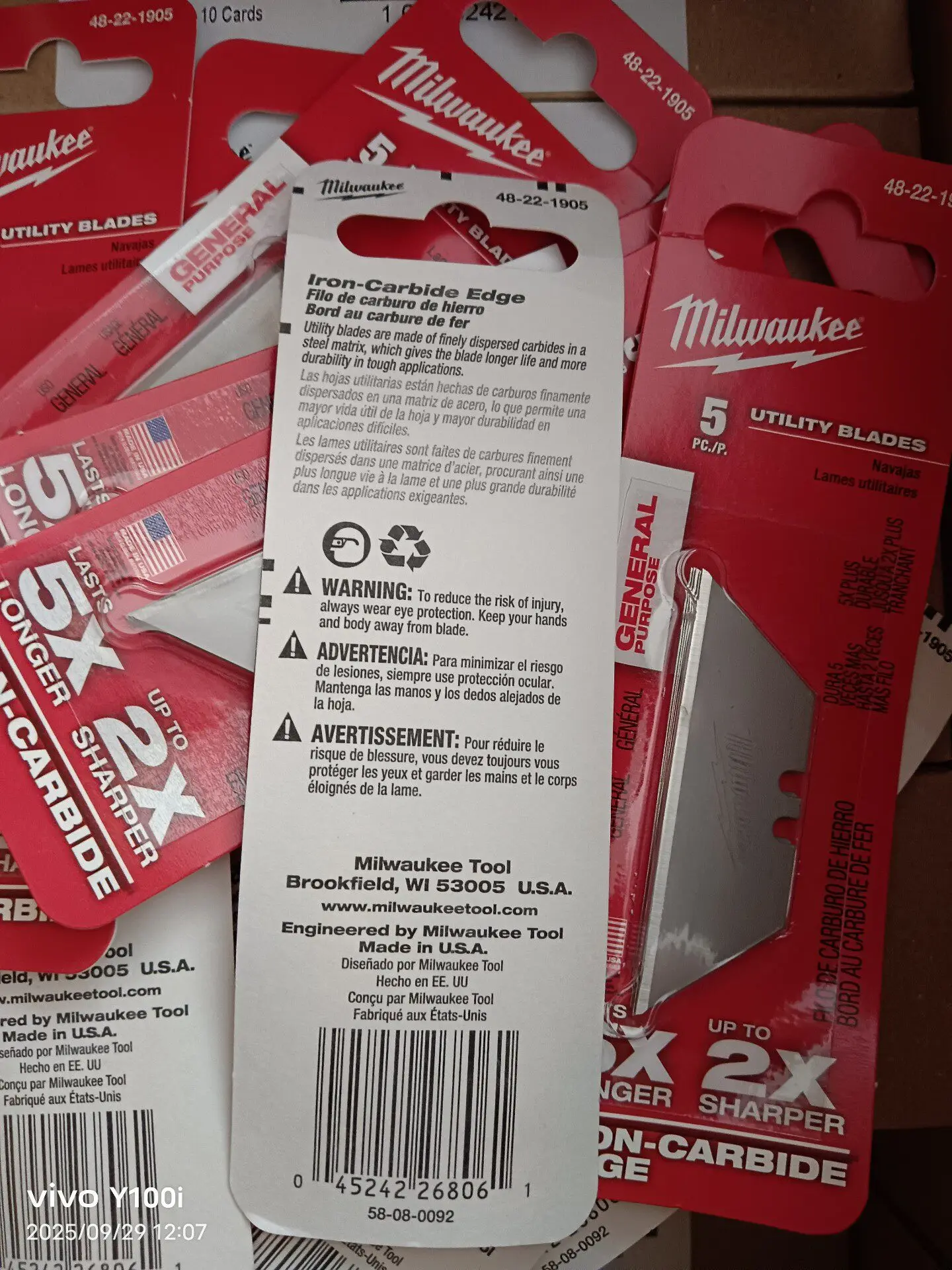 Milwaukee 48-22-1905 Utility Knife Blades Heavy-Duty Iron-Carbide Replacement Blades for Box Cutters & Cutting Tasks
