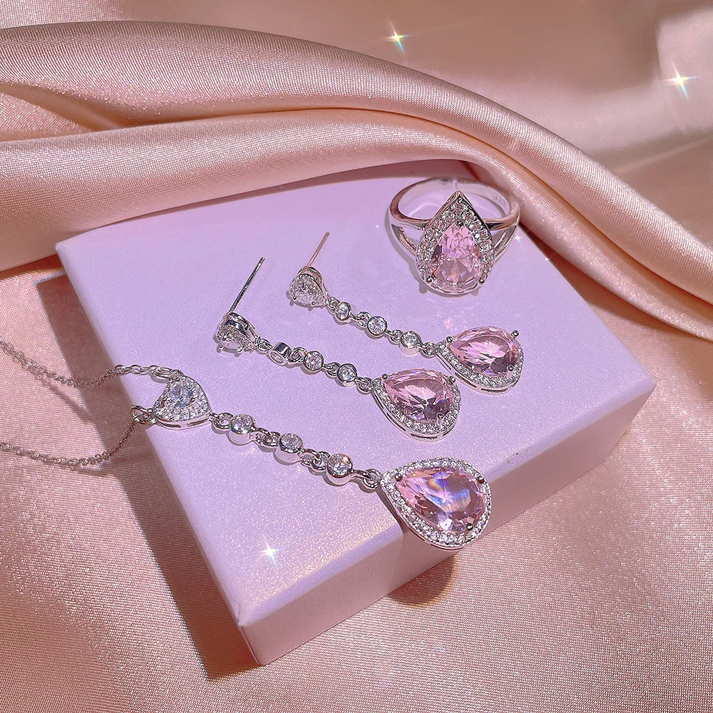 

Creative Three-Piece Set Rings Pendants Necklace Stud Earring For Wommen Water Drops Pear-Shaped Pink Crystal Hearts Jewelry