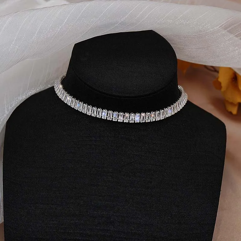 Collezioni di Girocollo e Collane con diamanti o pietre preziose