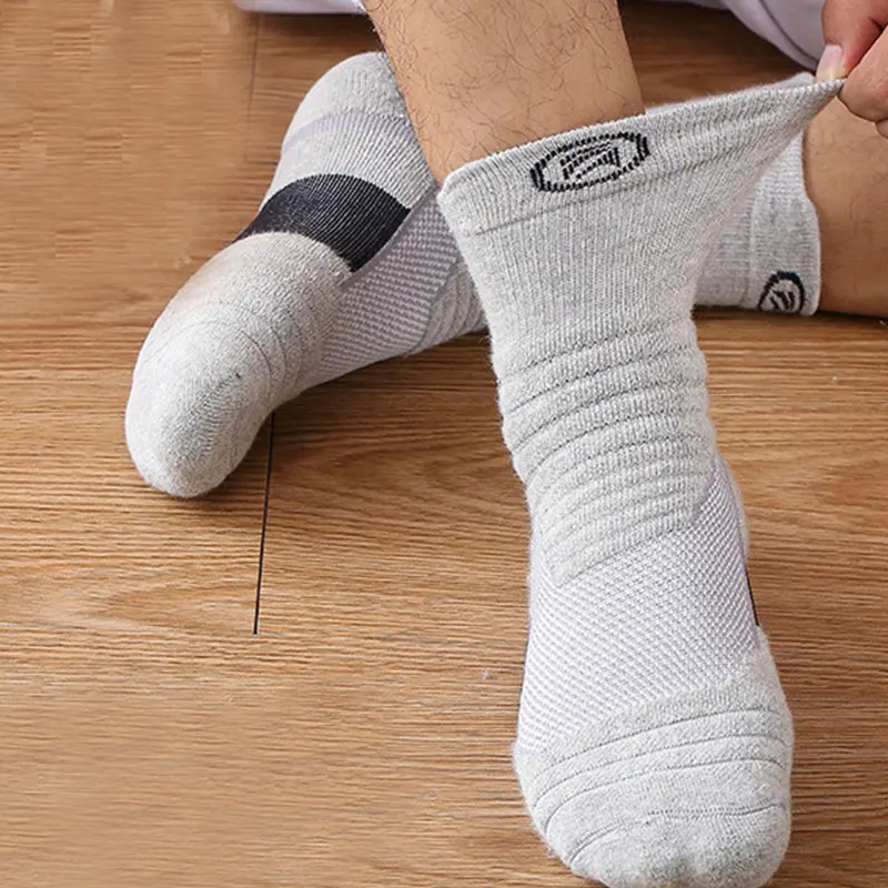 Anti-slip Football Socks Men Women Cotton Sock Short Long Tube Soccer Basketball Sport Socks Breathable Deodorous Socks 38-43