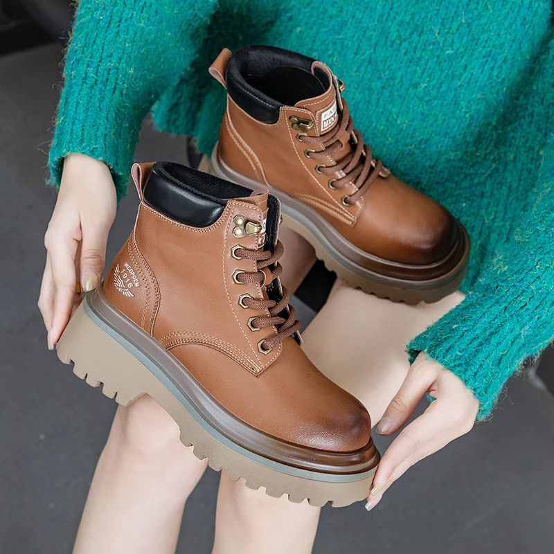 

Women's Leather Ankle Boots 2023 Winter New Fashion All-match with Cashmere Warm Thick Soled Retro British Style Leather Boots