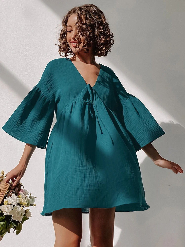  Ʈ 巹 ư  Peplum   V  ,  2023  ĳ־  巹 ָ 