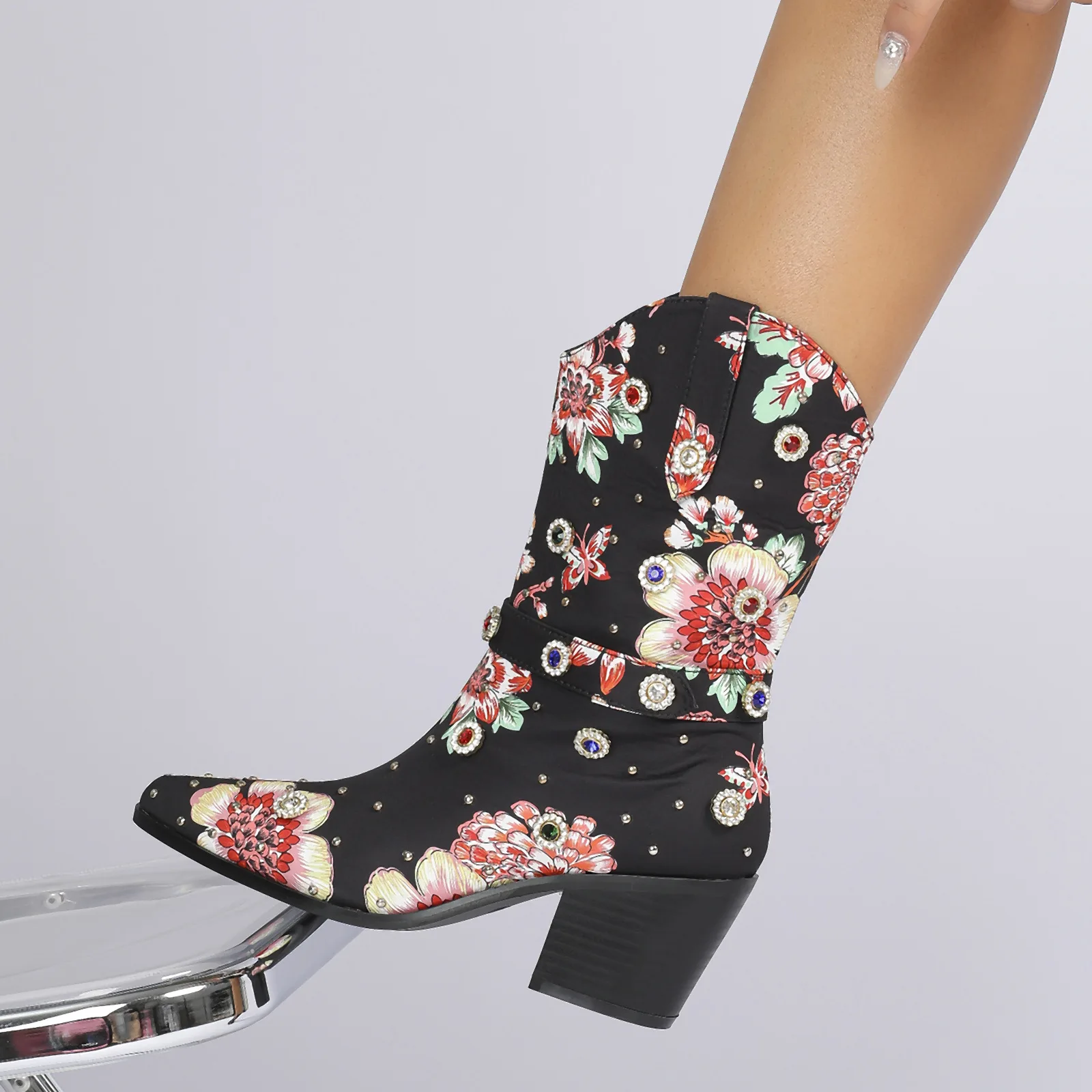 

Женские ковбойские ботинки BONJOMARISA, брендовые полусапожки на высоком квадратном каблуке, до середины икры, с острым носком и цветочным принтом, 2023