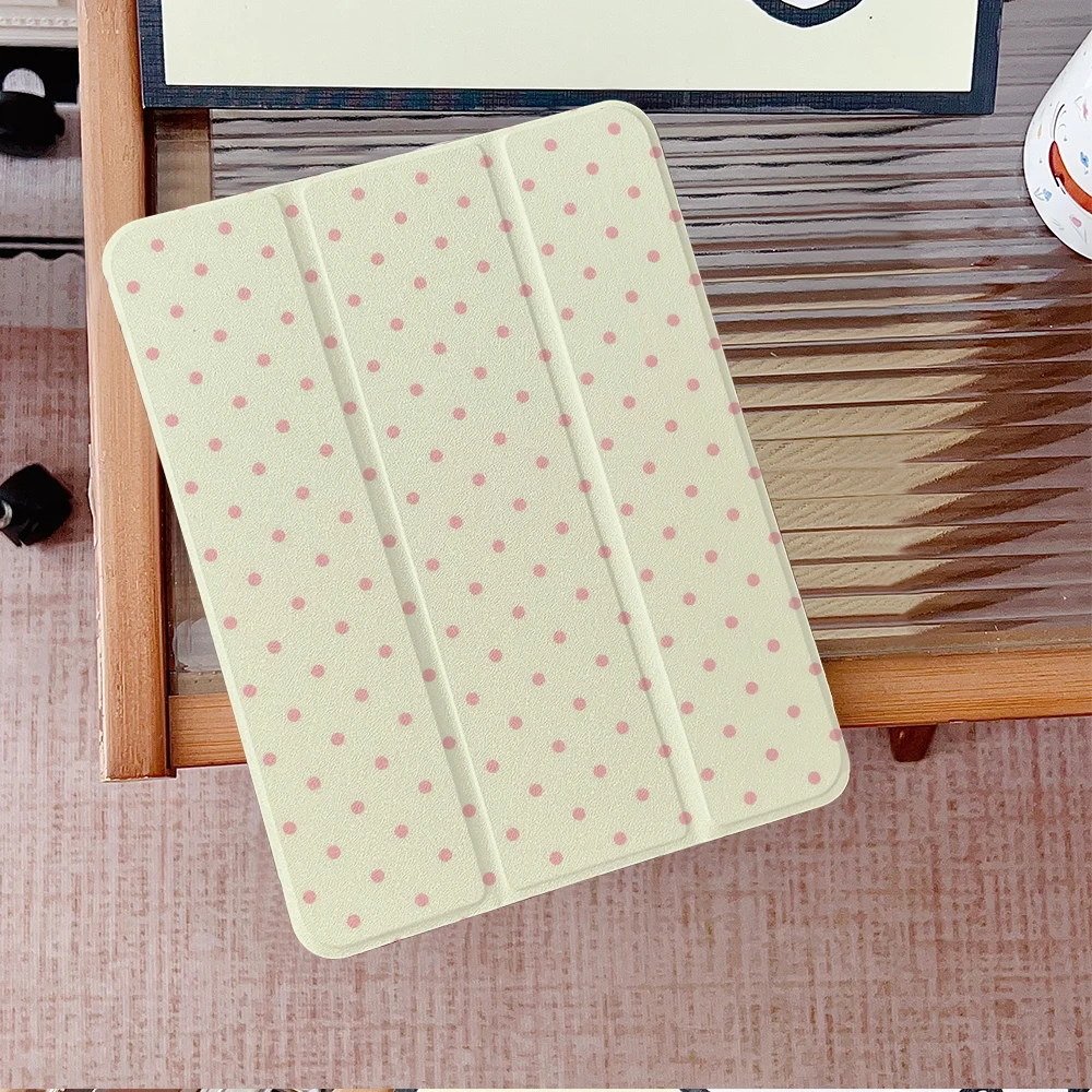 Universal Protective Tablet Case with Sleek Design