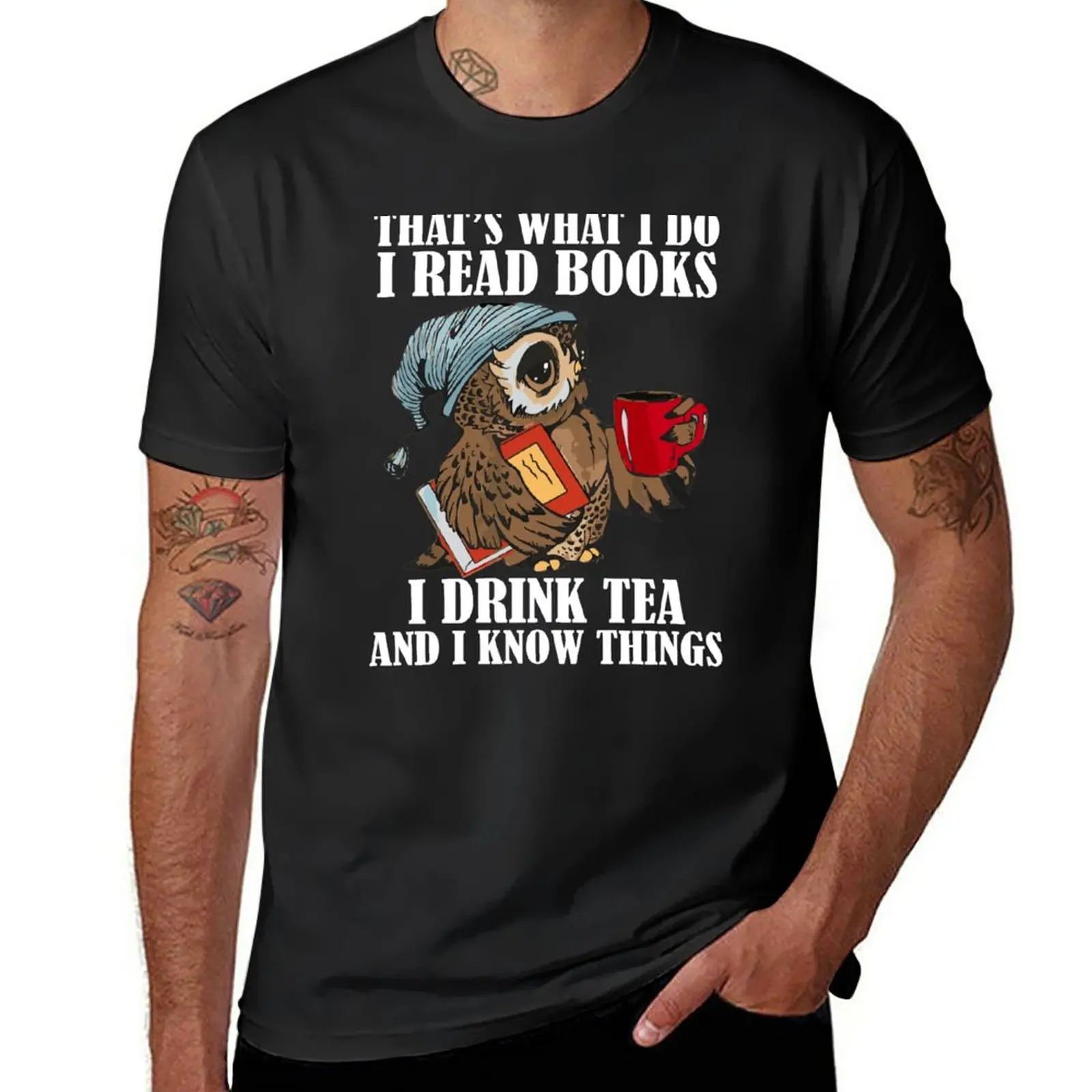

That's what I do I read books I drink tea and know things funny owl T-Shirt vintage oversizeds Men's t-shirts