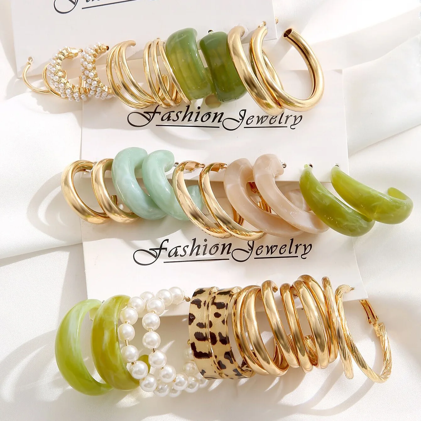 Bohemia Vintage Pearl Circle Hoop Earring Set Luxury Gold Color Heart Butterfly Drop Earrings Geometric Twist Women Jewelry Gift